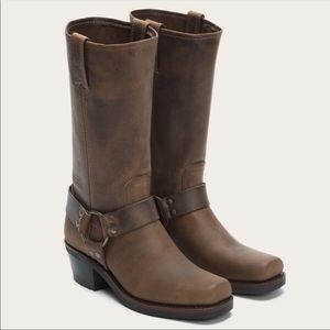 Frye Harness 12R Leather Boot in Tan